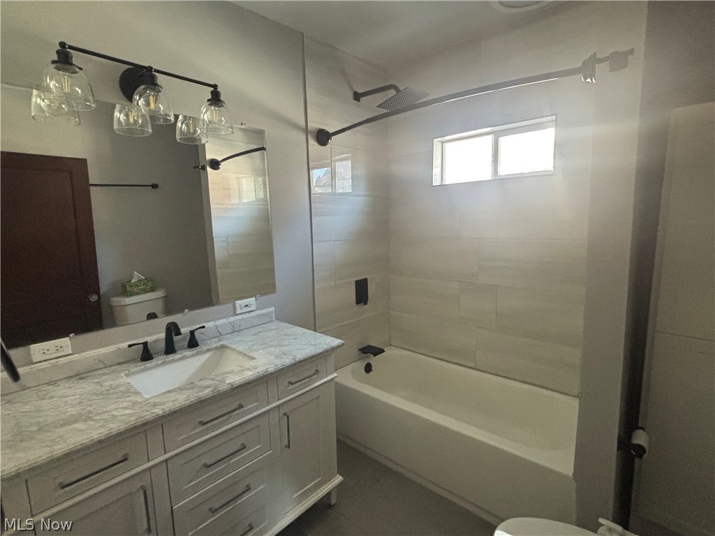 16522 Clifton Boulevard Lakewood OH 44107
