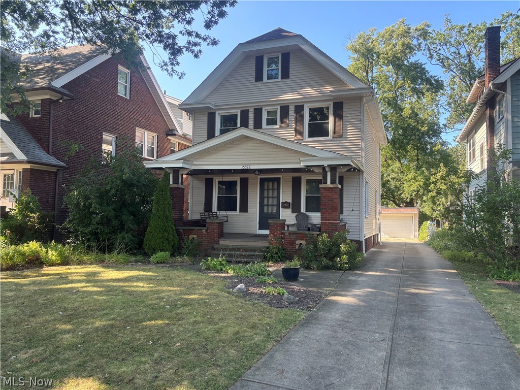 16522 Clifton Boulevard Lakewood OH 44107