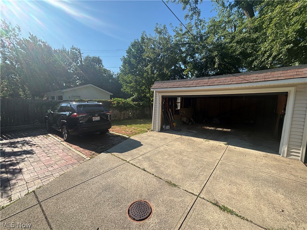 16522 Clifton Boulevard Lakewood OH 44107