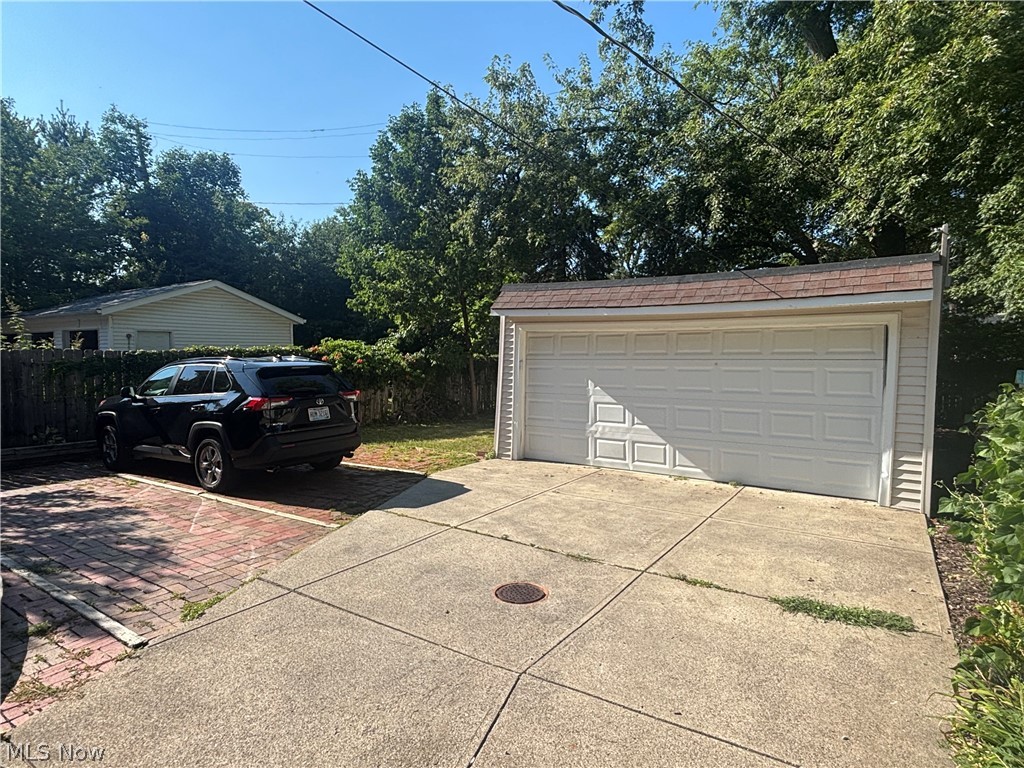 16522 Clifton Boulevard Lakewood OH 44107
