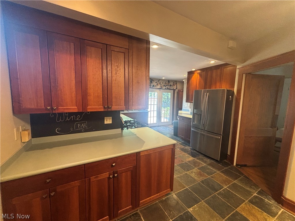 16522 Clifton Boulevard Lakewood OH 44107