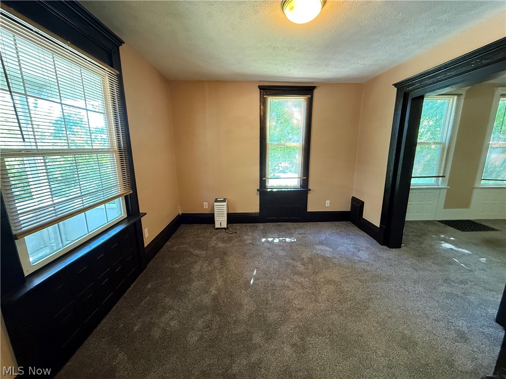 1076 Ackley Street Akron OH 44306