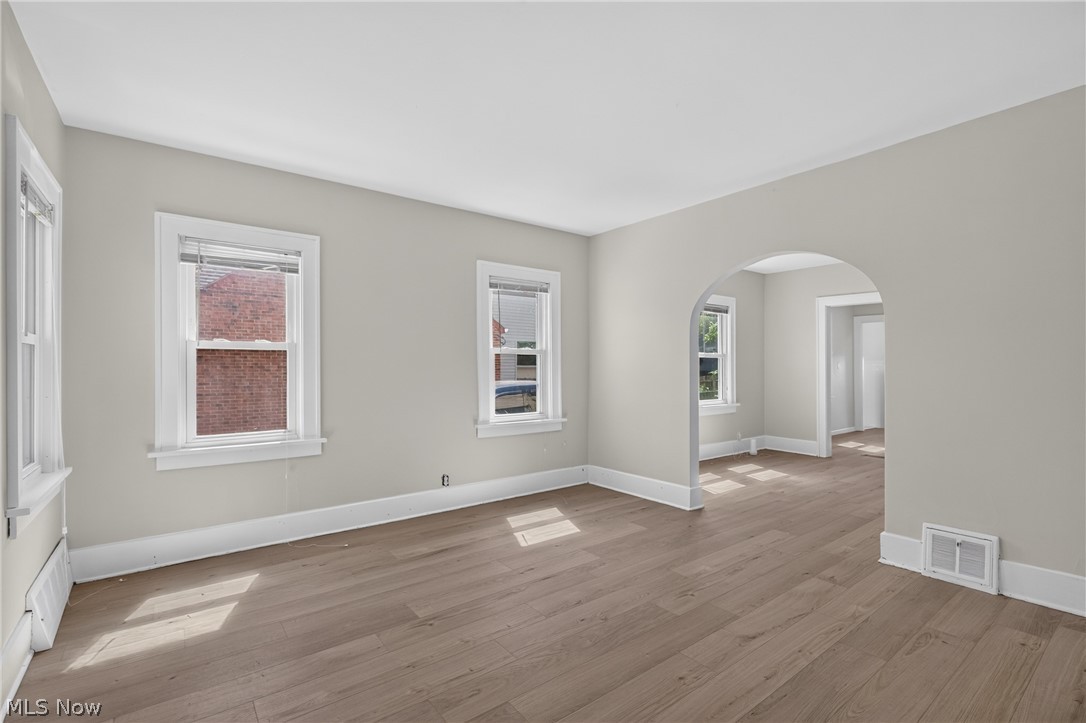 19508 Kildeer Avenue Cleveland OH 44119