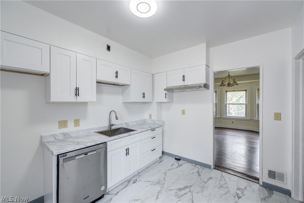 1671 Lee Road Cleveland Heights OH 44118