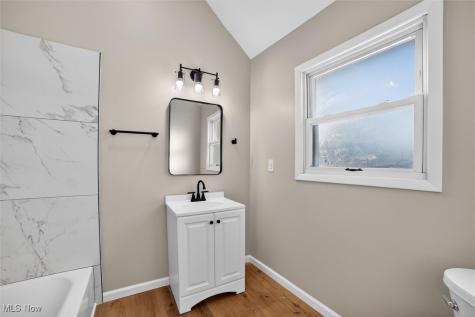 8910 Mccracken Boulevard Garfield Heights OH 44125