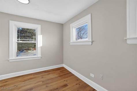 8910 Mccracken Boulevard Garfield Heights OH 44125