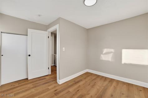 8910 Mccracken Boulevard Garfield Heights OH 44125