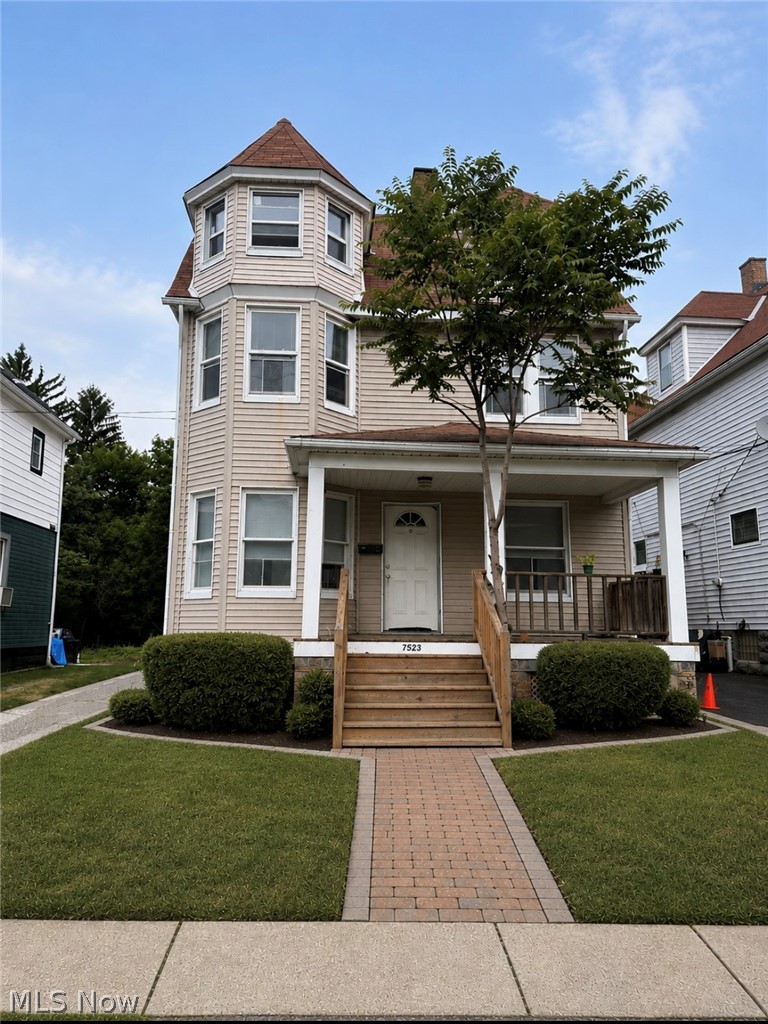 7523 Osage Avenue Cleveland OH 44105
