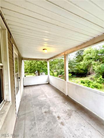 7523 Osage Avenue Cleveland OH 44105