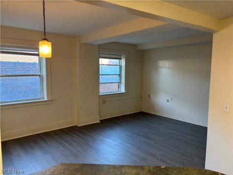 5644 Broadway Avenue Cleveland OH 44127