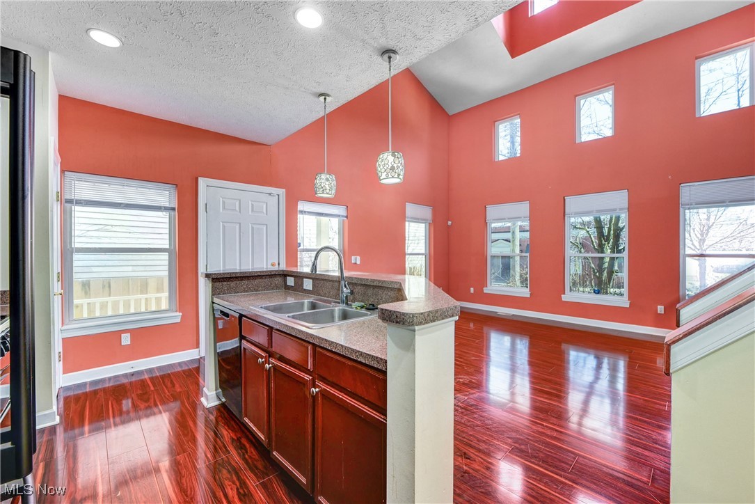 3678 E 65th Street Cleveland OH 44105