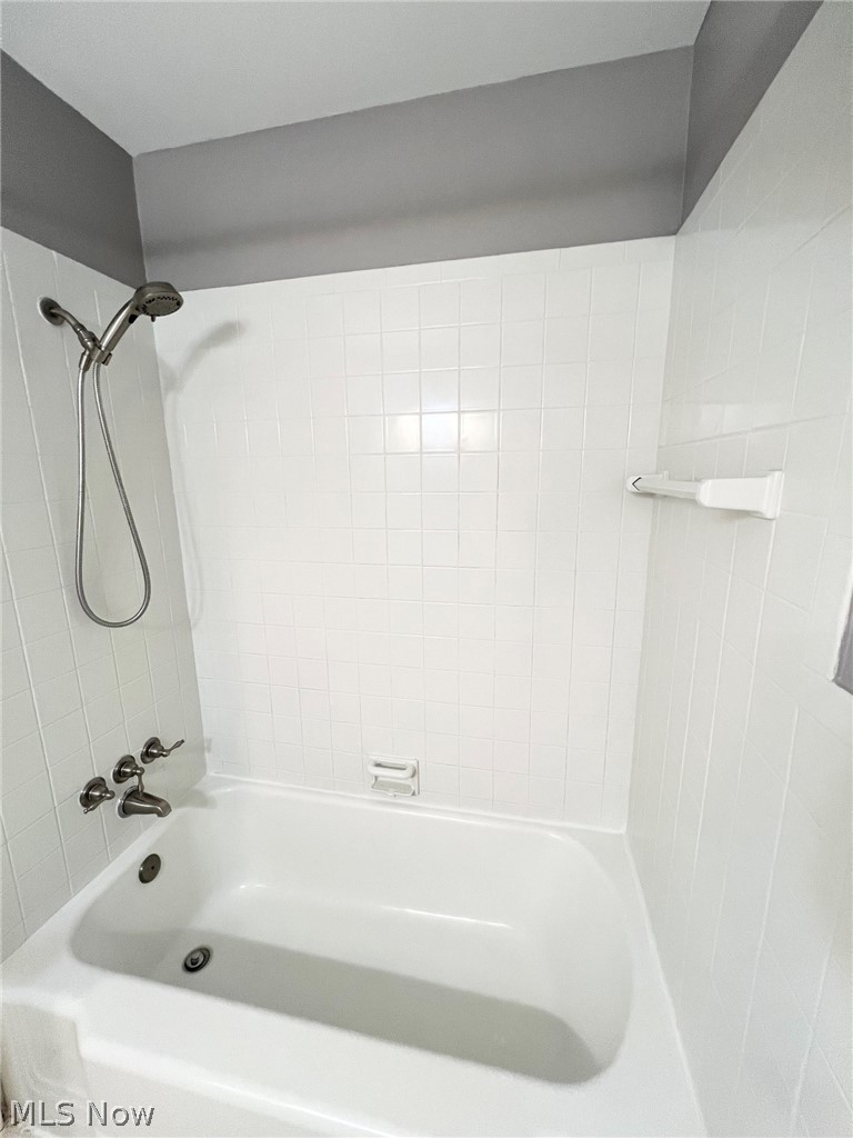 20301 Shelburne Road Shaker Heights OH 44118