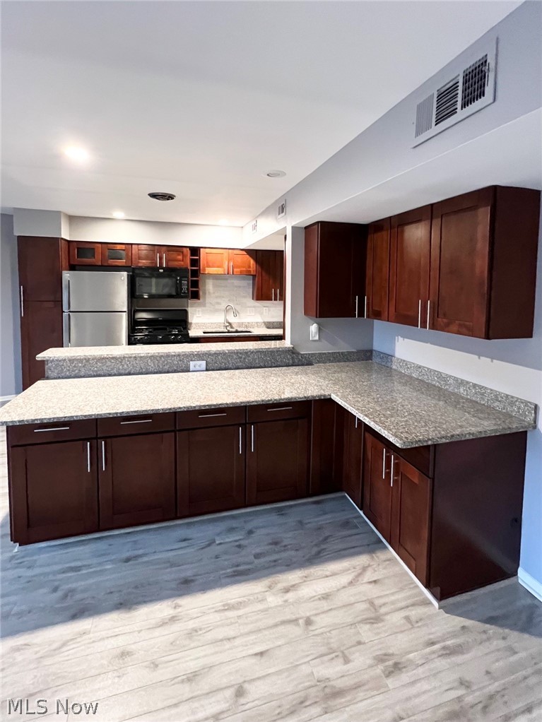 20301 Shelburne Road Shaker Heights OH 44118