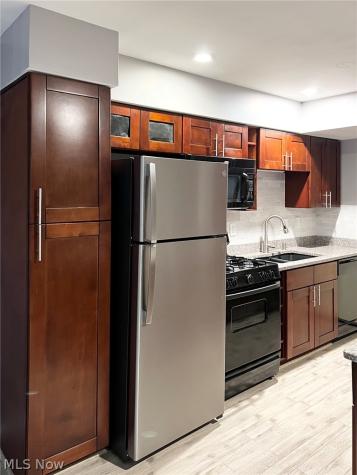 20301 Shelburne Road Shaker Heights OH 44118