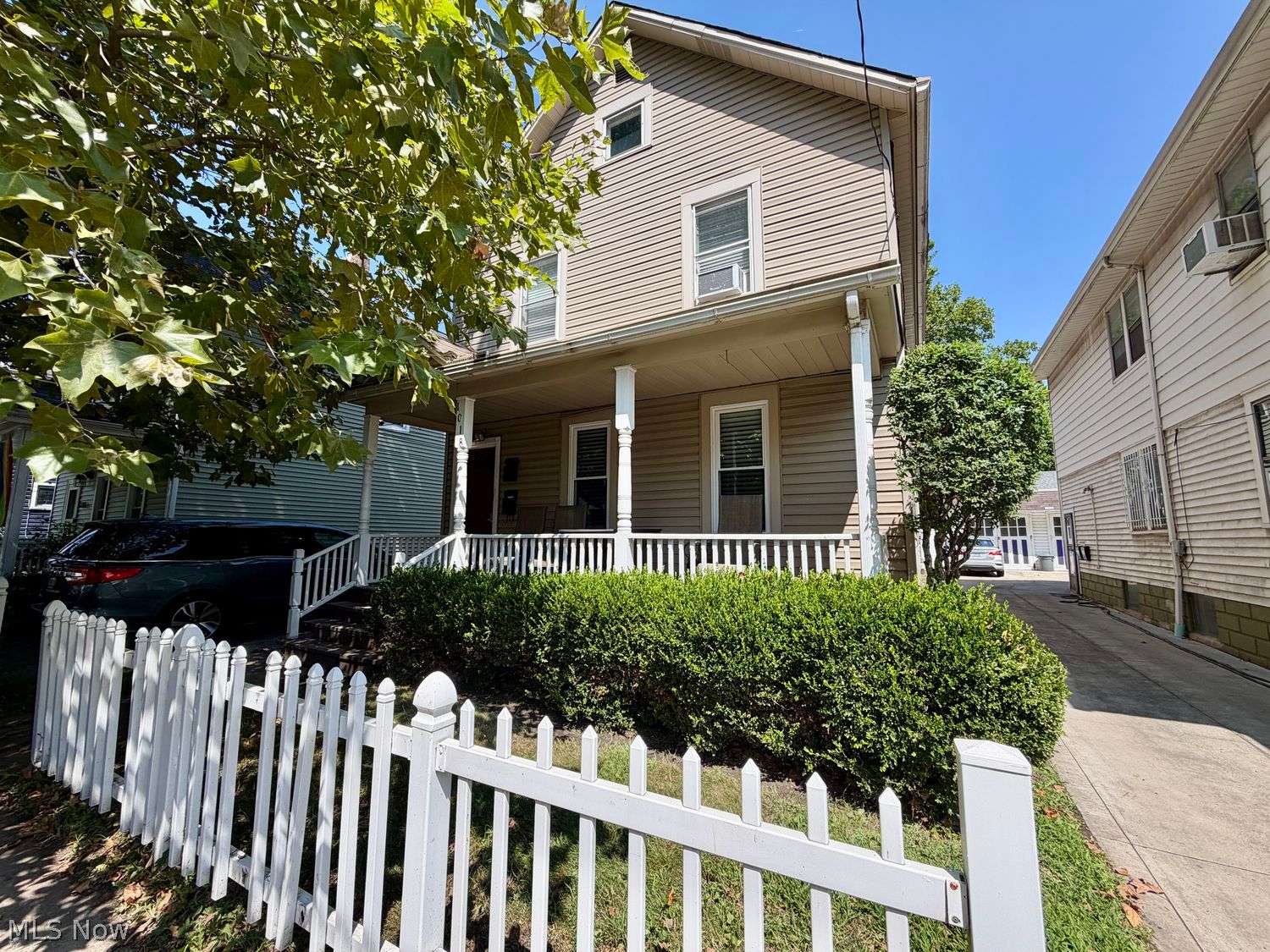 1018 Auburn Avenue Cleveland OH 44113