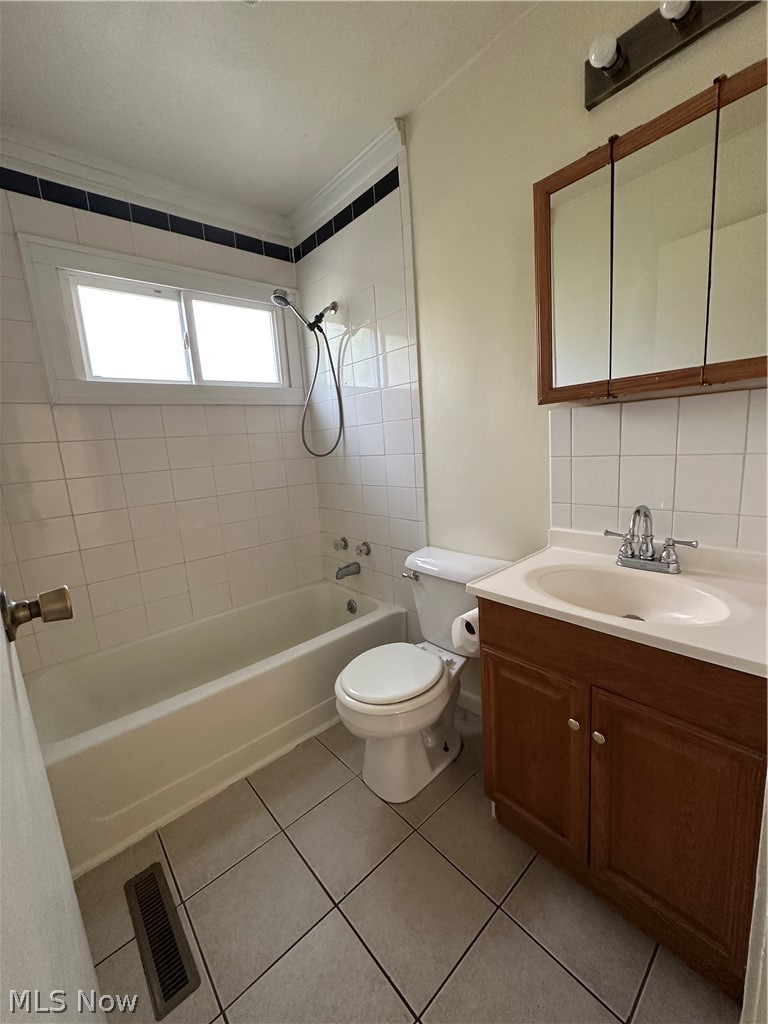 3591 Hiwood Avenue Stow OH 44224