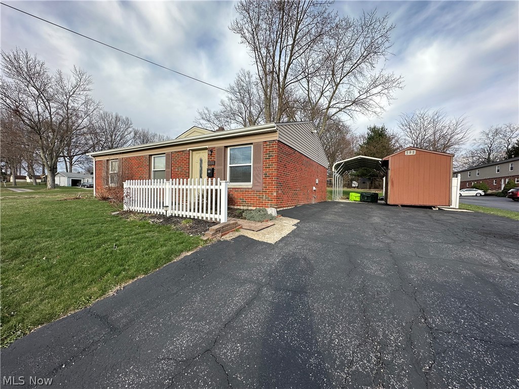 3591 Hiwood Avenue Stow OH 44224