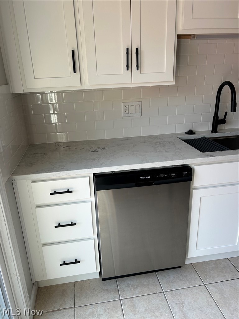 2581 Shakespeare Lane Avon OH 44011