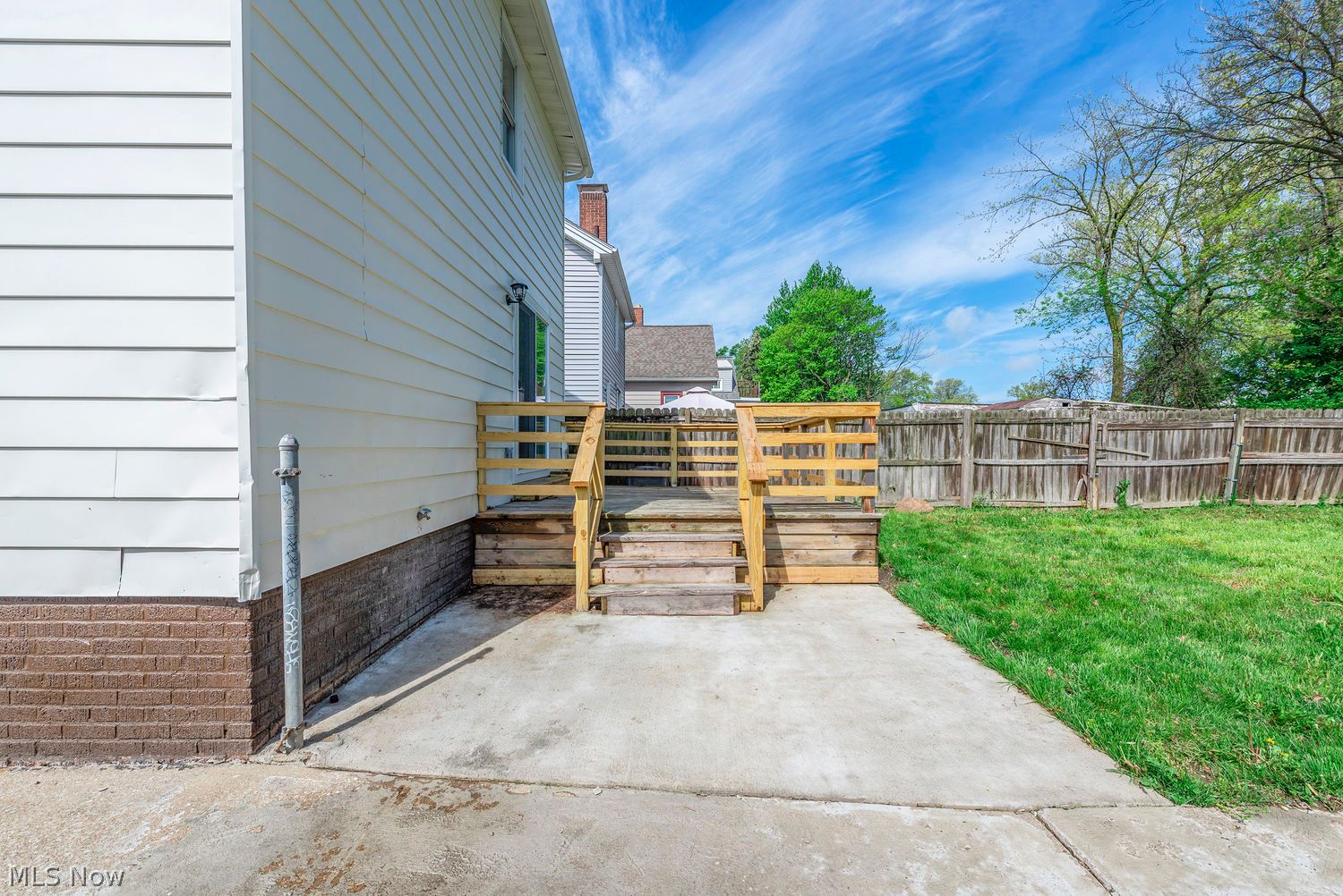 14016 Lakota Avenue Cleveland OH 44111