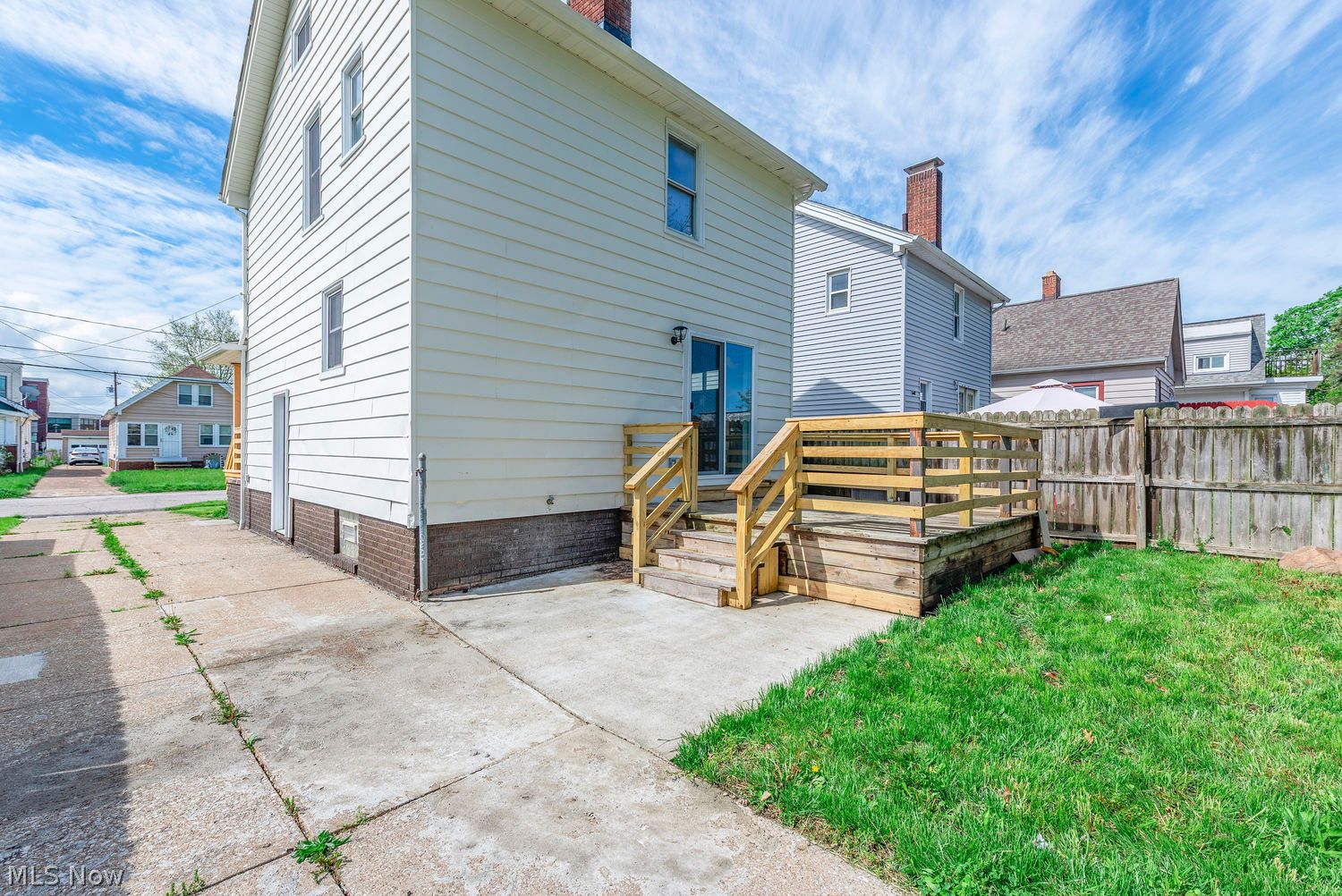 14016 Lakota Avenue Cleveland OH 44111