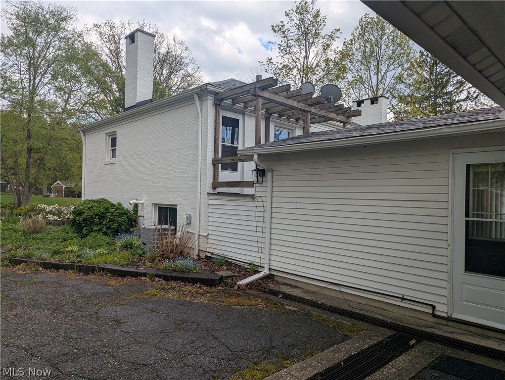 707 Bell Road Chagrin Falls OH 44022