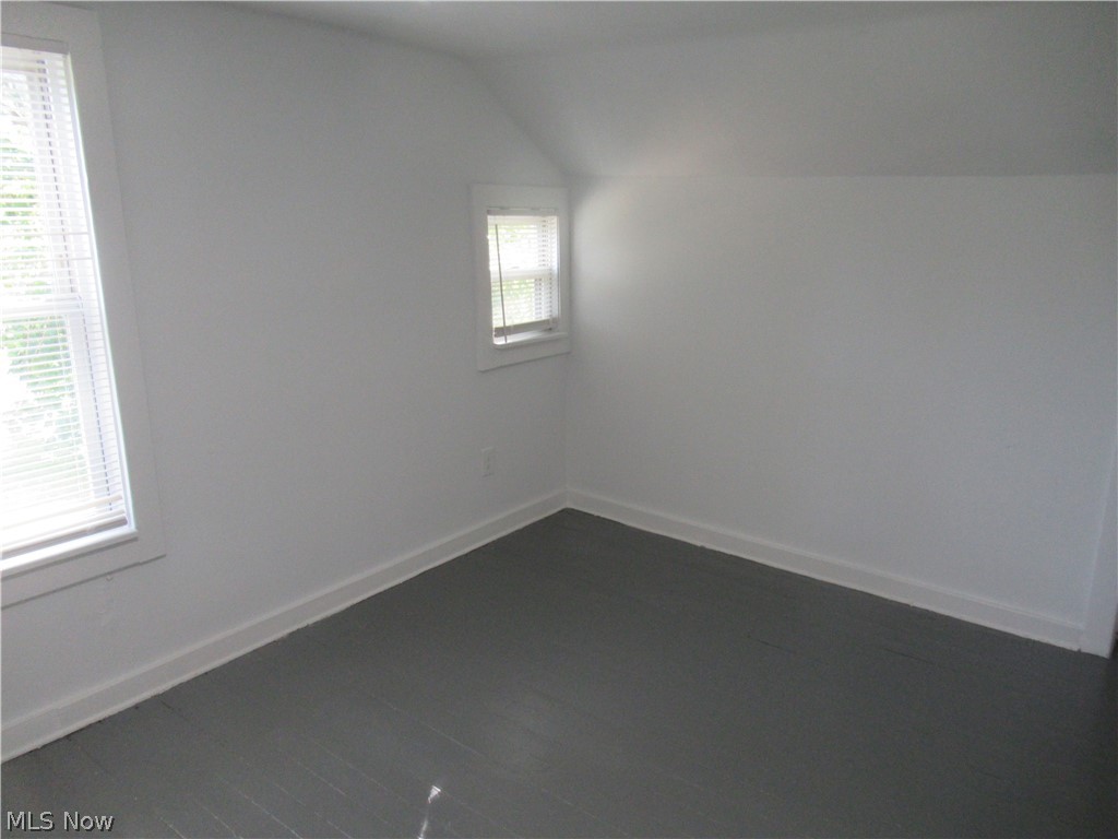 14 Elm Street Bedford OH 44146