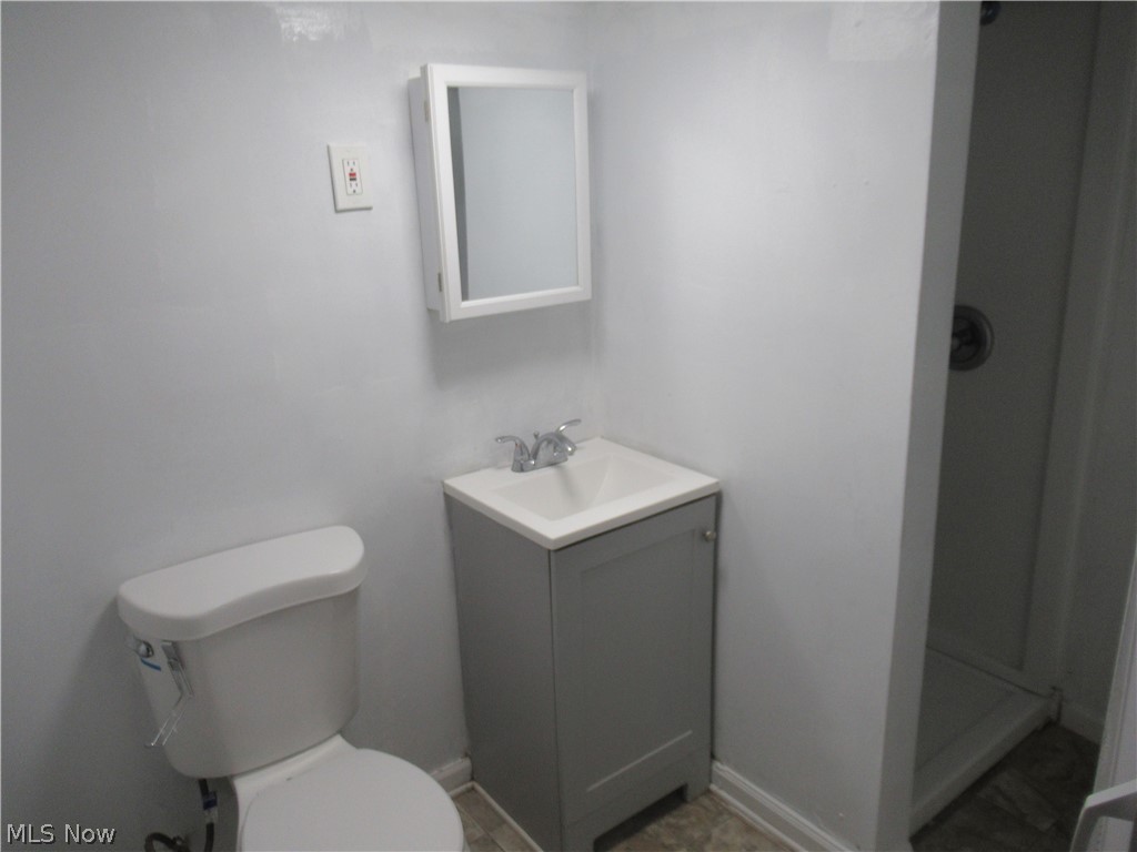 14 Elm Street Bedford OH 44146