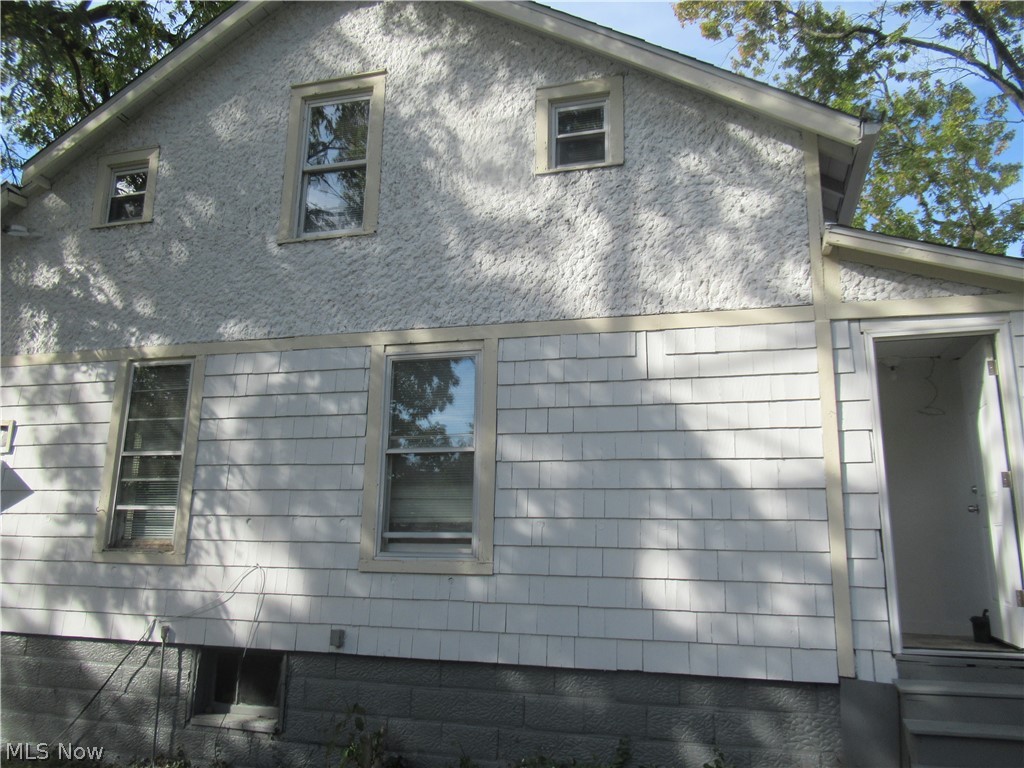14 Elm Street Bedford OH 44146