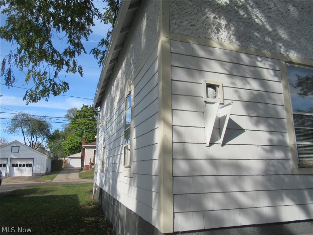 14 Elm Street Bedford OH 44146