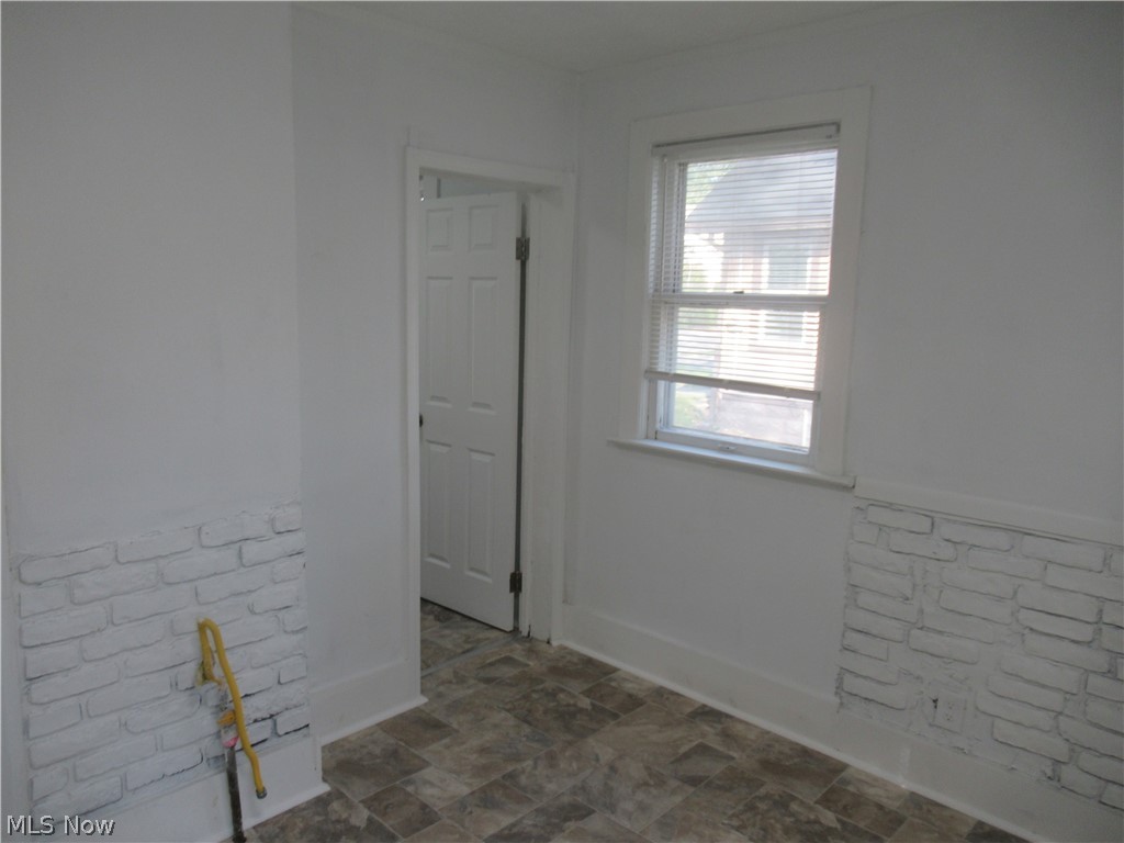 14 Elm Street Bedford OH 44146