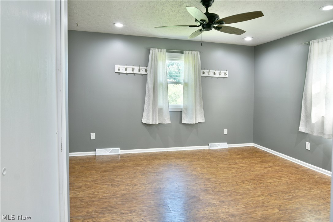 5794 Merwin Chase Road Brookfield OH 44403
