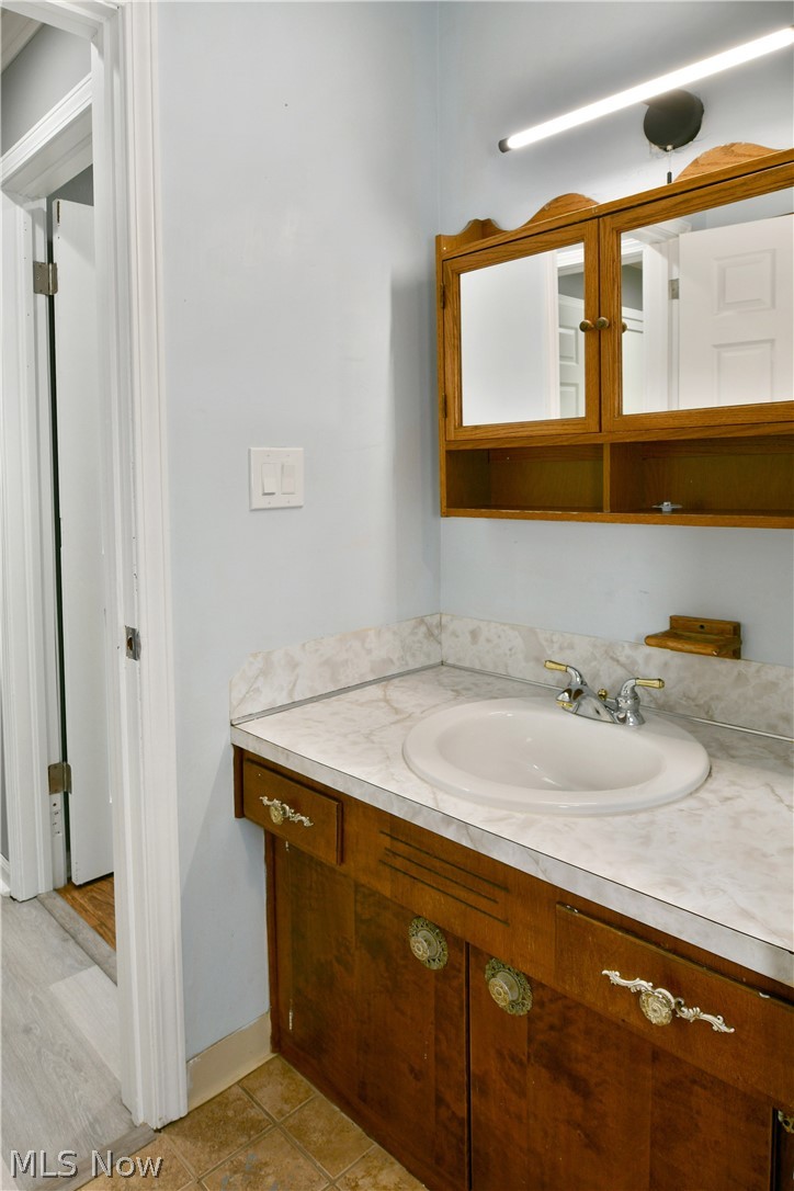 5794 Merwin Chase Road Brookfield OH 44403
