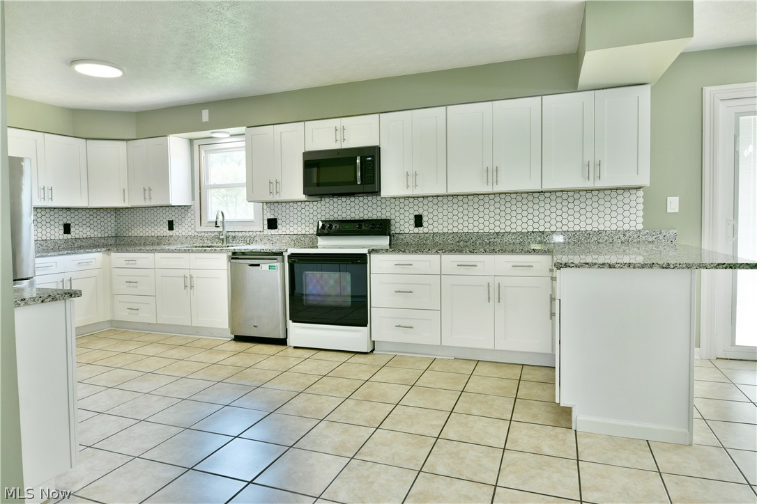 5794 Merwin Chase Road Brookfield OH 44403