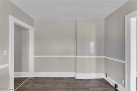 4657 Warner Road Garfield Heights OH 44125