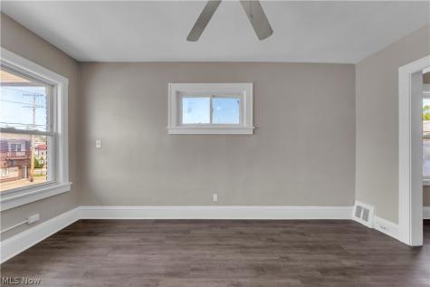 4657 Warner Road Garfield Heights OH 44125
