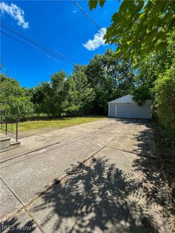 3415 E 113th Street Cleveland OH 44104