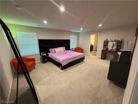 6227 Krystina Run Lorain OH 44053