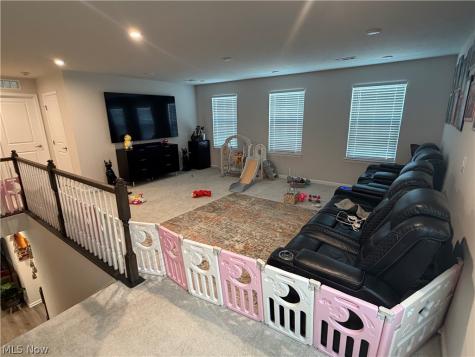 6227 Krystina Run Lorain OH 44053