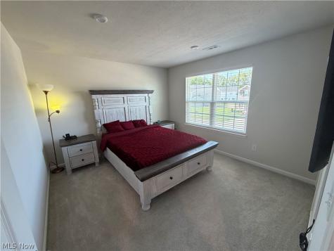 6227 Krystina Run Lorain OH 44053