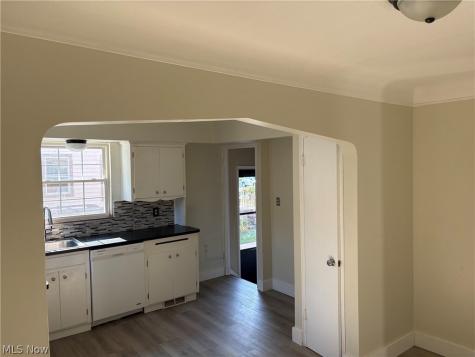 1211 Tuxedo Avenue Parma OH 44134