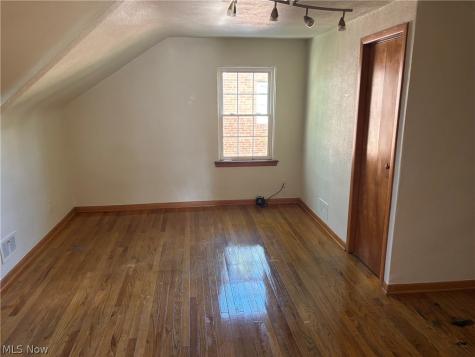 1211 Tuxedo Avenue Parma OH 44134