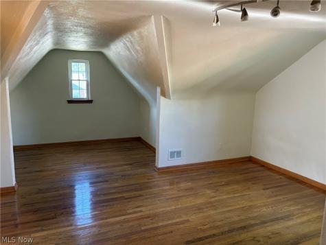 1211 Tuxedo Avenue Parma OH 44134