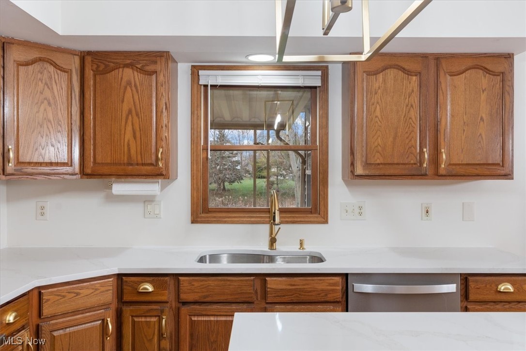 4286 Springvale Circle Avon OH 44011