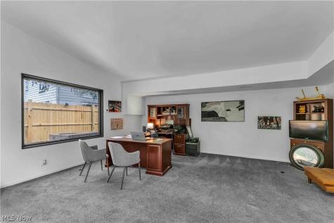 607 Castle Boulevard Akron OH 44313