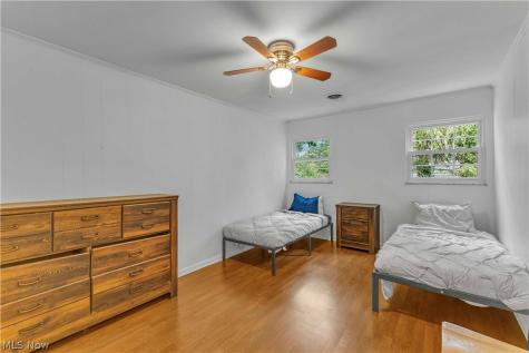 607 Castle Boulevard Akron OH 44313