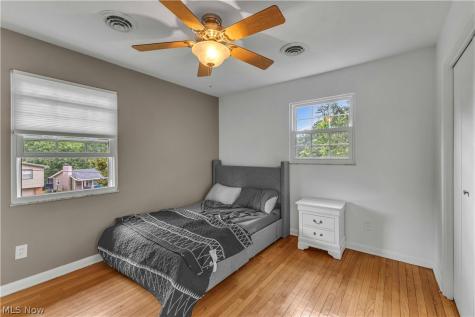 607 Castle Boulevard Akron OH 44313