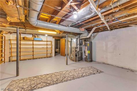 607 Castle Boulevard Akron OH 44313