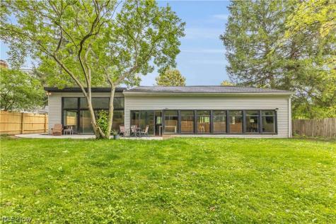 607 Castle Boulevard Akron OH 44313