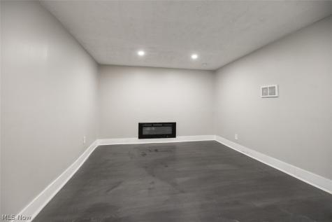 1255 Superior Avenue Akron OH 44307