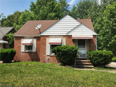25801 Forestview Avenue Euclid OH 44132
